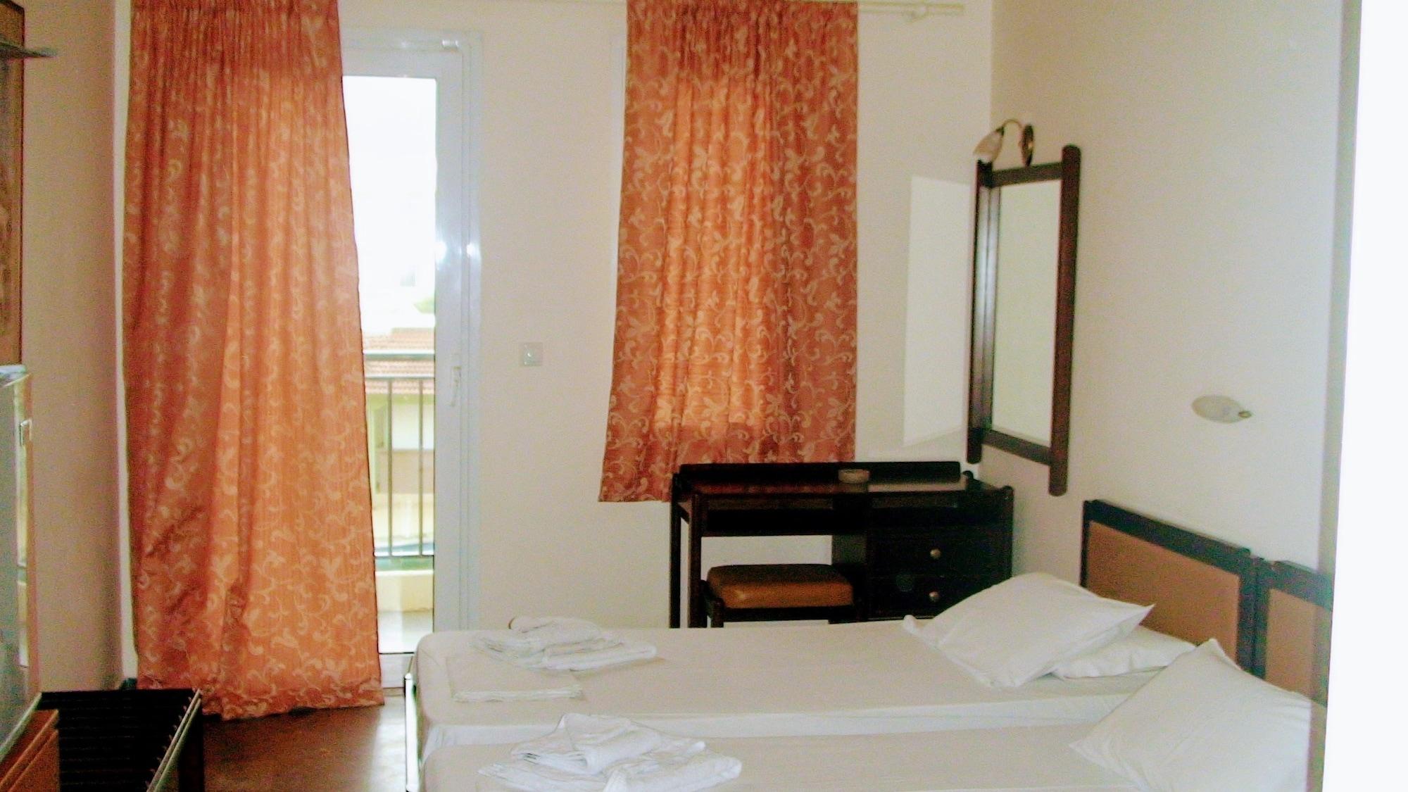 Ambrosia Hotel Malia Exteriör bild