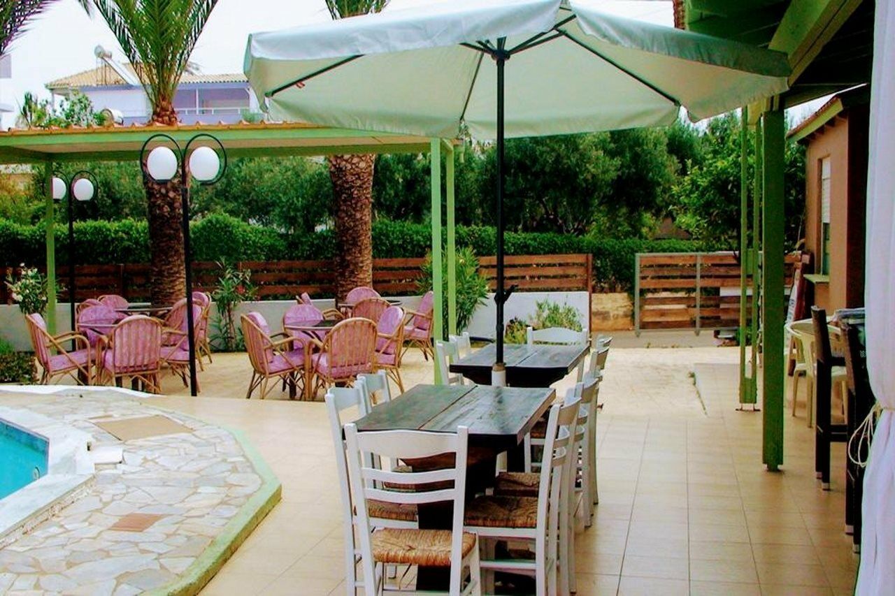 Ambrosia Hotel Malia Exteriör bild